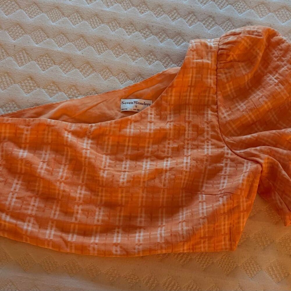 Seven-wonders Women's Orange Crop-top